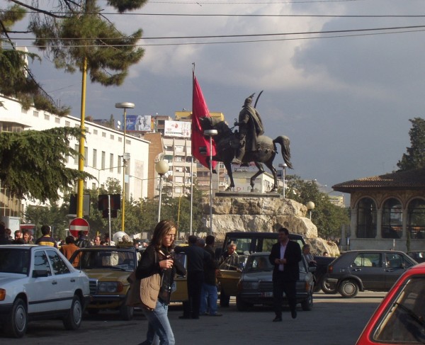 Skanderbeg-pladsen, Tirana. Foto: Bjrn Andersen